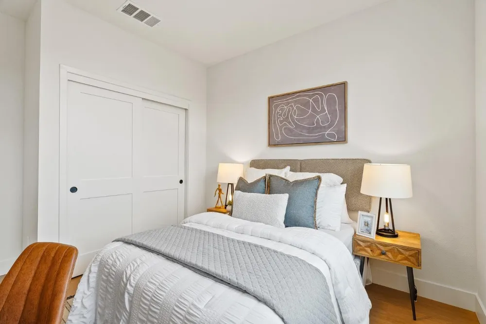 947 Woodside Rd, Redwood City, CA 94061