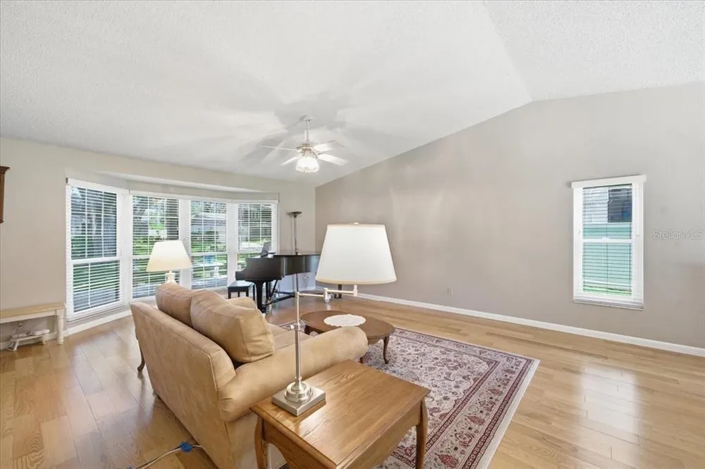 2804 Palamore Dr, Tampa, FL 33618