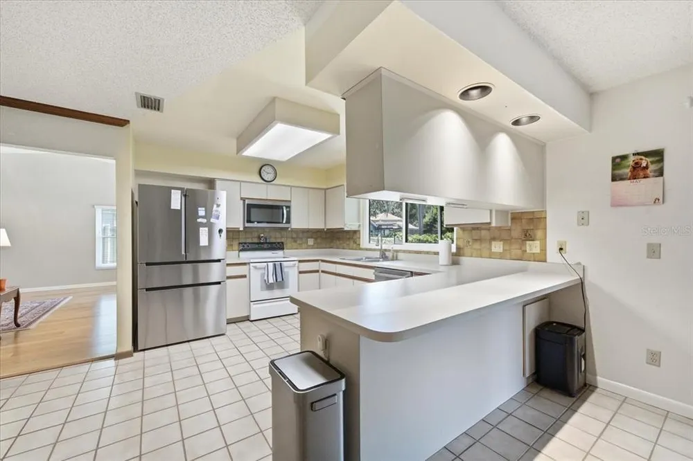 2804 Palamore Dr, Tampa, FL 33618