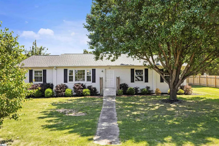 320 Mitchell Rd, Greenville, SC 29615