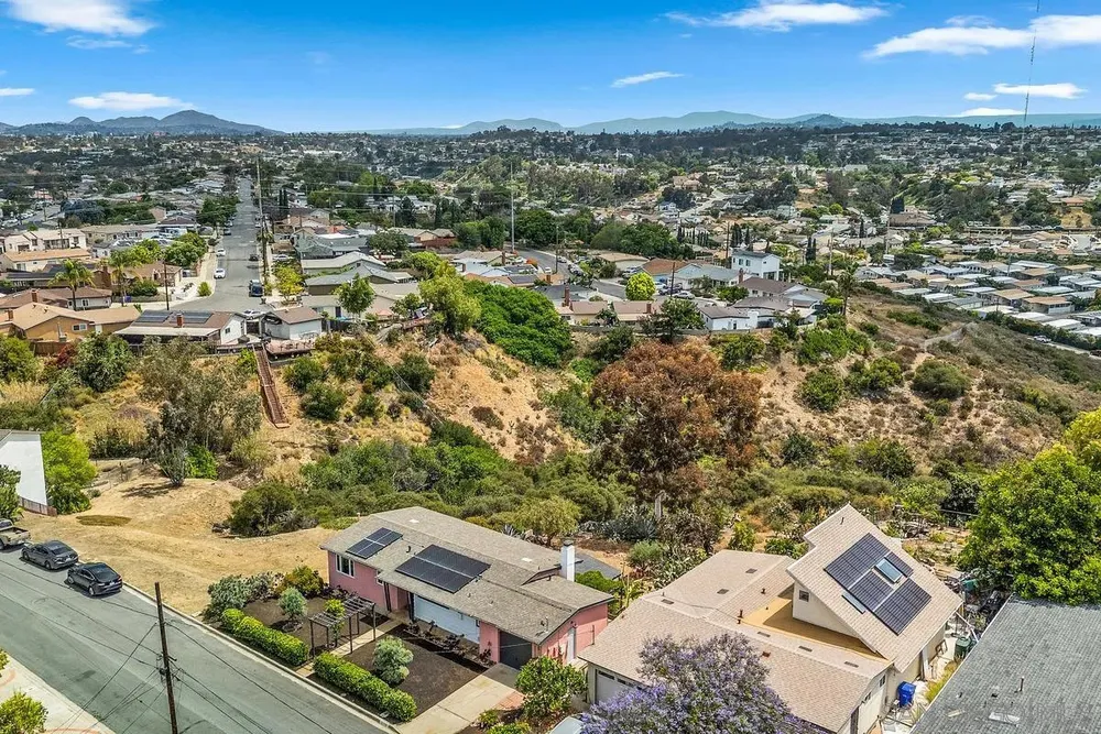2139 Clematis St, San Diego, CA 92105