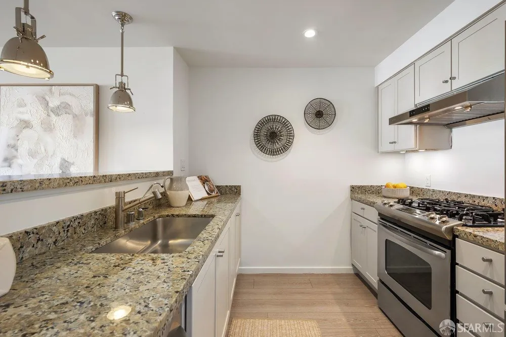 601 Alabama St, San Francisco, CA 94110-2073