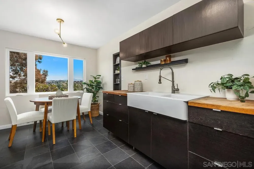 2139 Clematis St, San Diego, CA 92105
