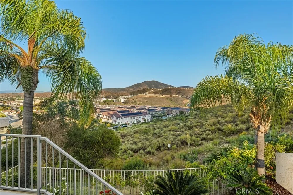 2005 Springs of Life Ct, Spring Valley, CA 91977