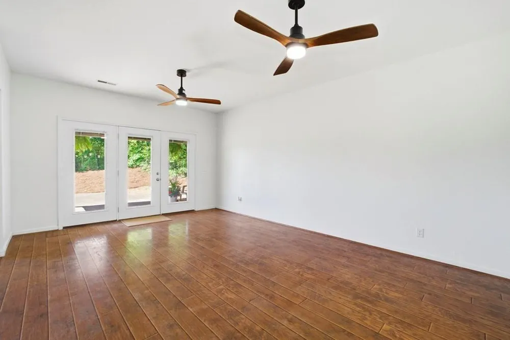 498 Cedar St, Dalton, GA 30720