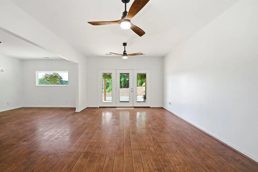 498 Cedar St, Dalton, GA 30720