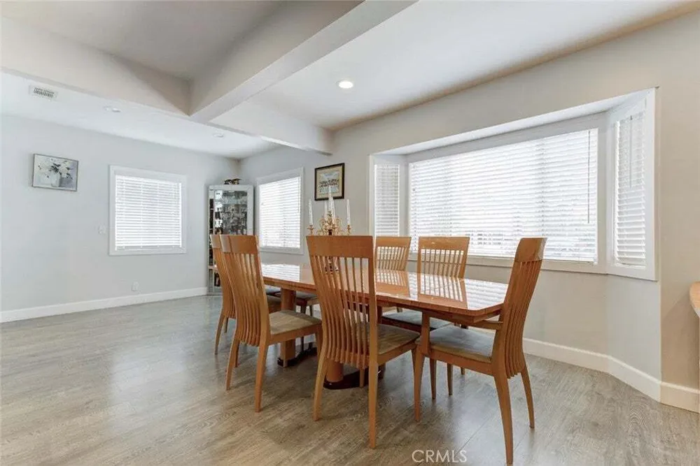 1334 Alameda Ave, Glendale, CA 91201