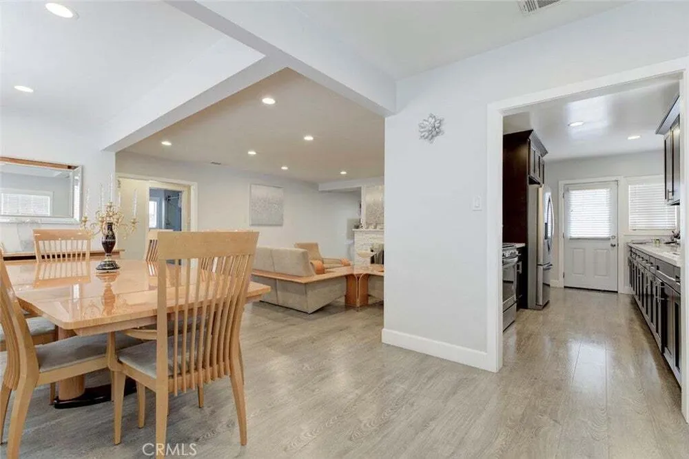 1334 Alameda Ave, Glendale, CA 91201