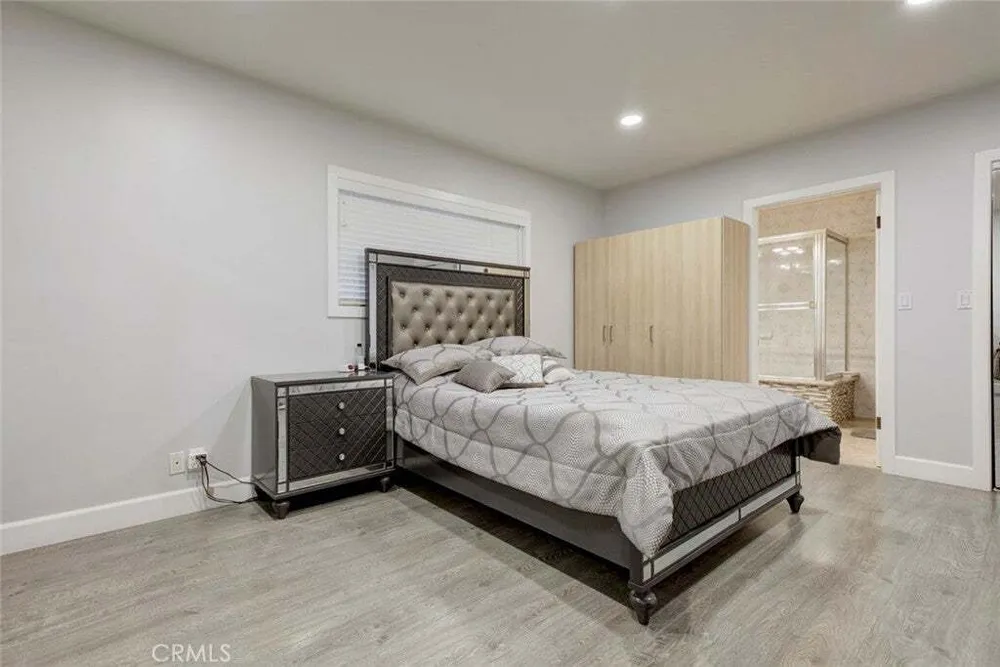 1334 Alameda Ave, Glendale, CA 91201