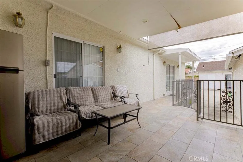 1334 Alameda Ave, Glendale, CA 91201