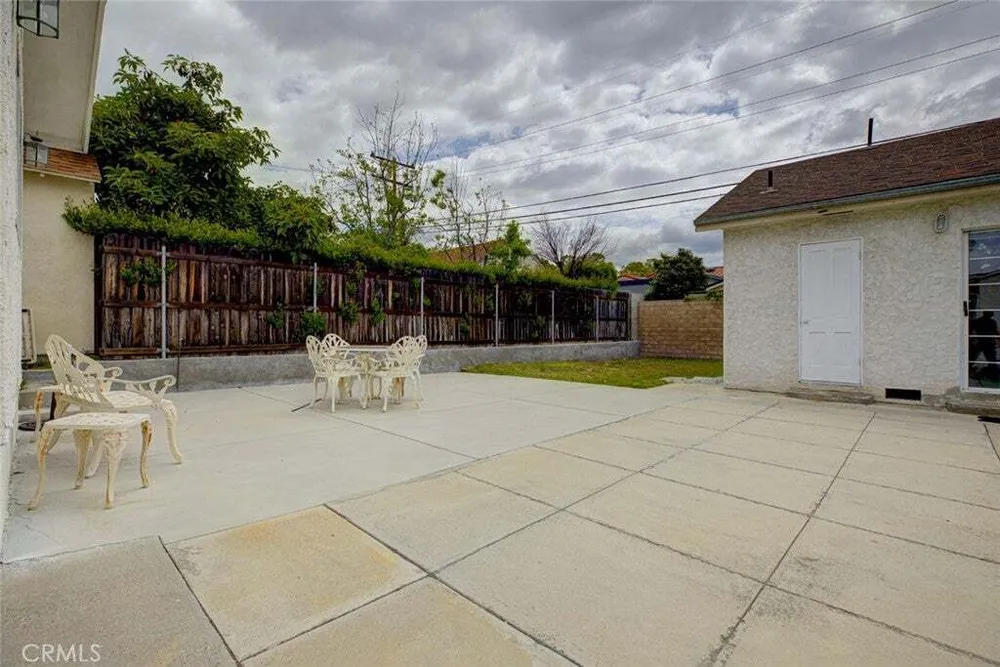 1334 Alameda Ave, Glendale, CA 91201