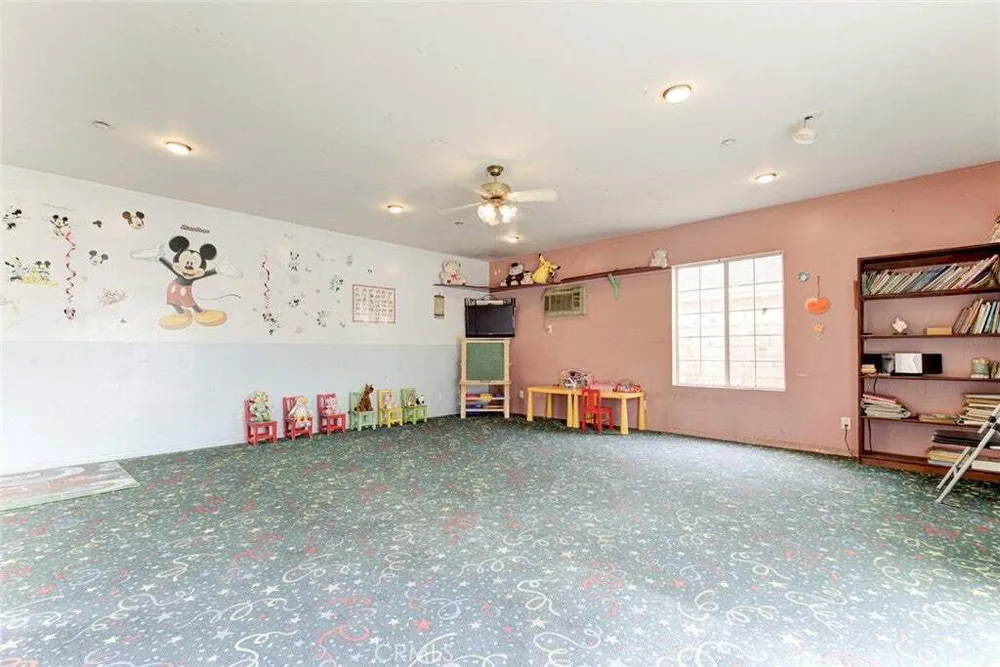 1334 Alameda Ave, Glendale, CA 91201