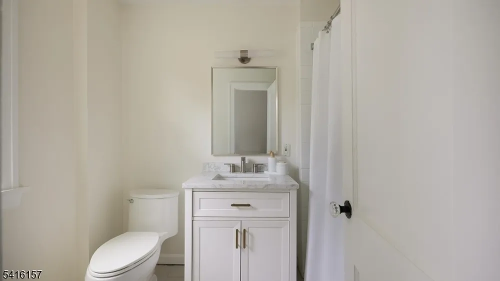 288 Seneca Pl, Westfield, NJ 07090