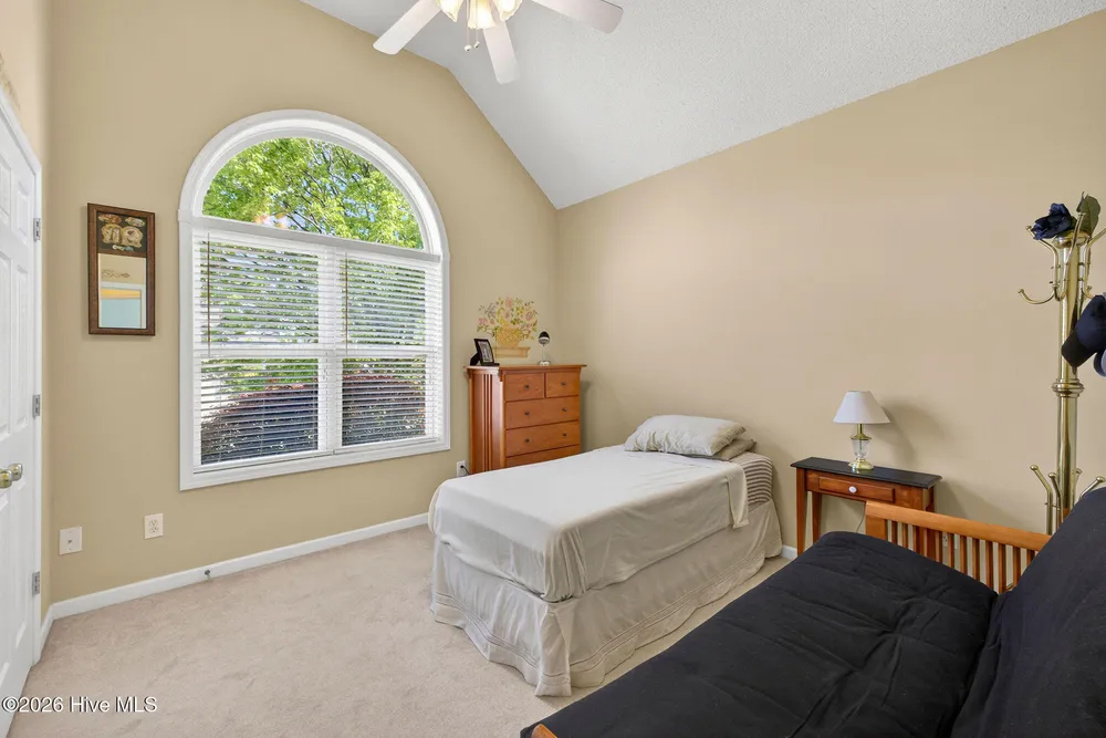 1113 Willow Pond Ln, Leland, NC 28451-7450