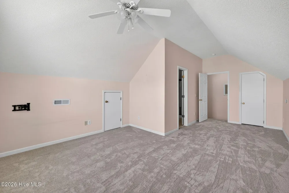 1113 Willow Pond Ln, Leland, NC 28451-7450