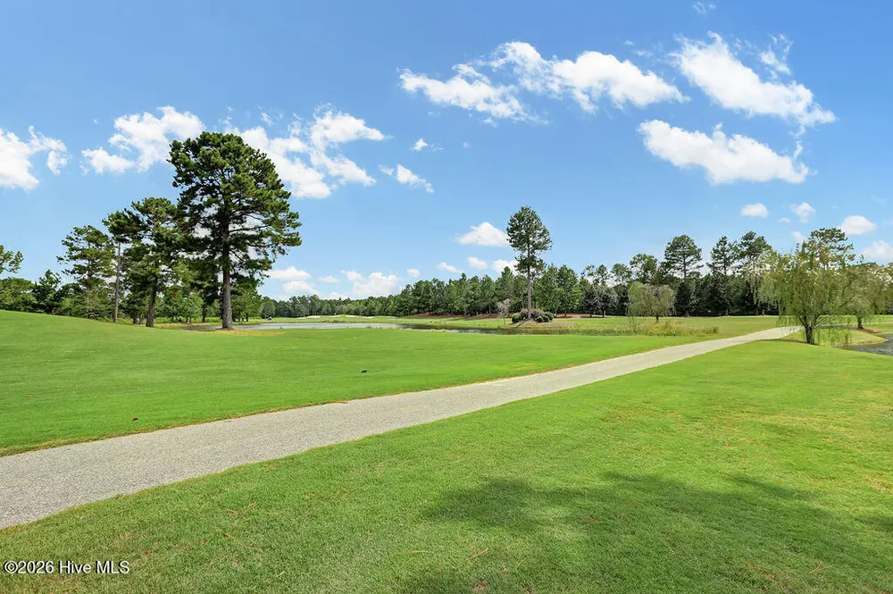 1113 Willow Pond Ln, Leland, NC 28451-7450