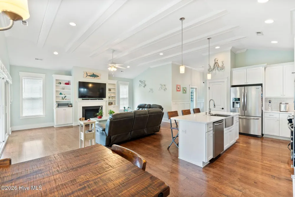 6313 Chadmore Ln, Ocean Isle Beach, NC 28469