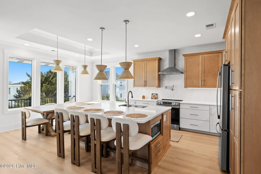 290 East Second Street, Ocean Isle Beach, NC 28469