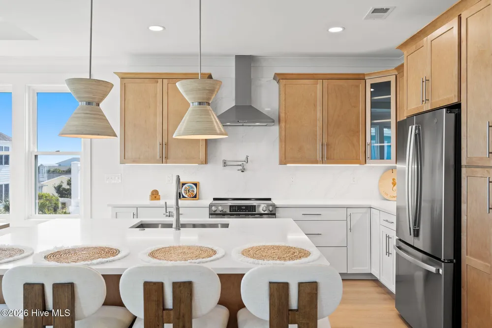 290 East Second Street, Ocean Isle Beach, NC 28469