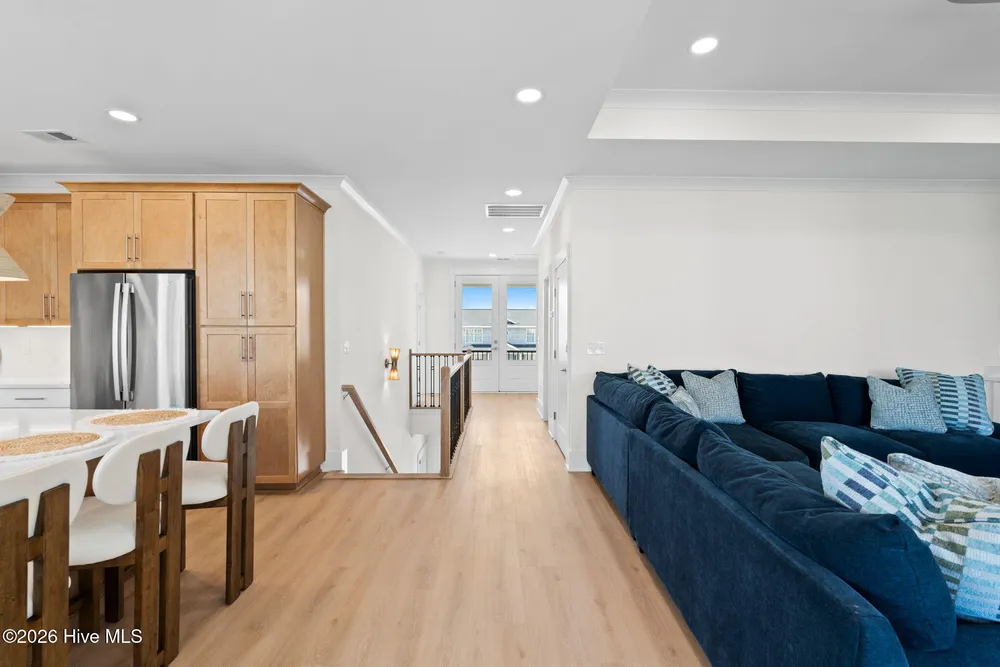 290 East Second Street, Ocean Isle Beach, NC 28469