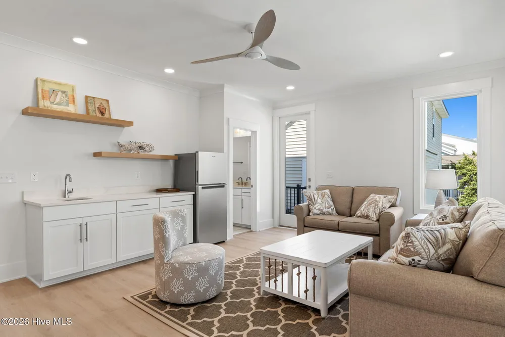 290 East Second Street, Ocean Isle Beach, NC 28469