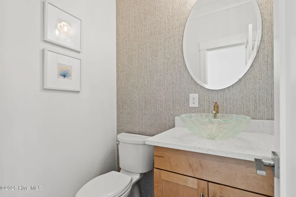 290 East Second Street, Ocean Isle Beach, NC 28469