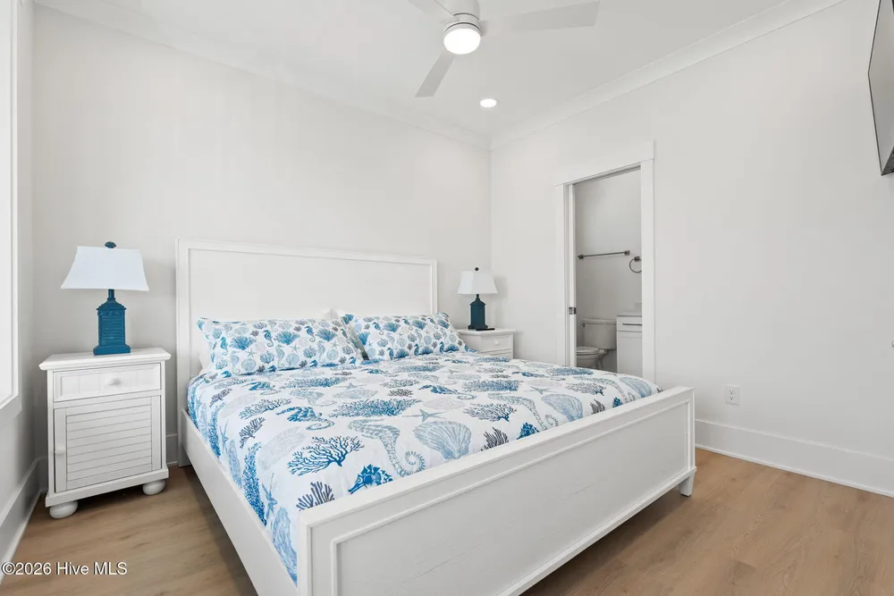 290 East Second Street, Ocean Isle Beach, NC 28469