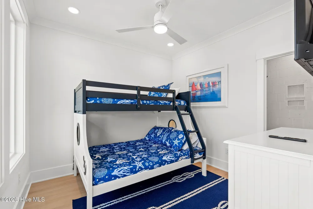 290 East Second Street, Ocean Isle Beach, NC 28469
