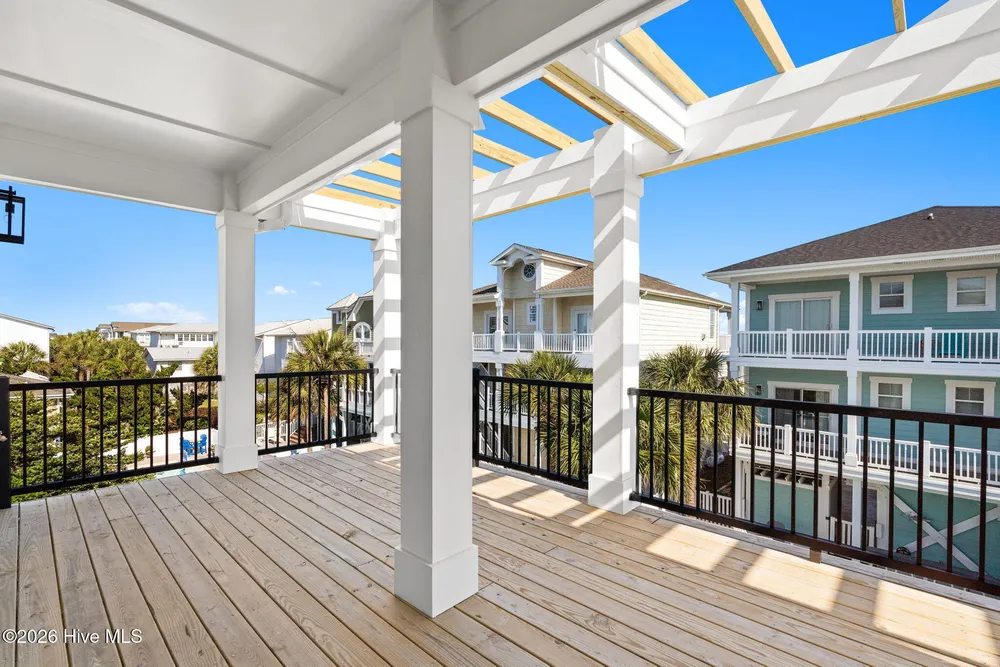 290 East Second Street, Ocean Isle Beach, NC 28469