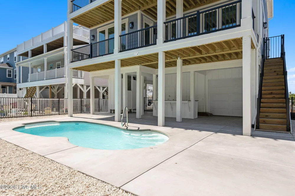 290 East Second Street, Ocean Isle Beach, NC 28469