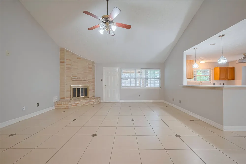 3714 Parkridge Glen Dr, Houston, TX 77082