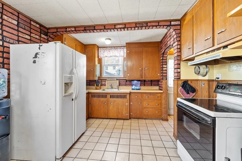 273 Euclid Ave, Lynn, MA 01904
