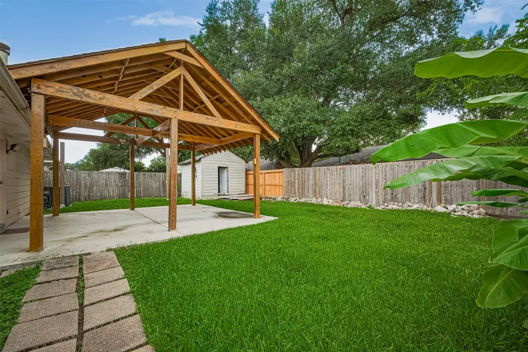 3714 Parkridge Glen Dr, Houston, TX 77082