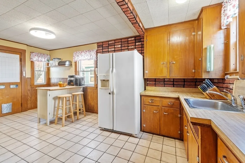 273 Euclid Ave, Lynn, MA 01904