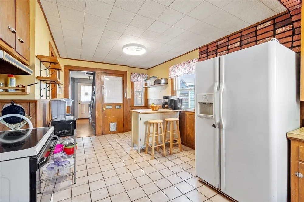 273 Euclid Ave, Lynn, MA 01904