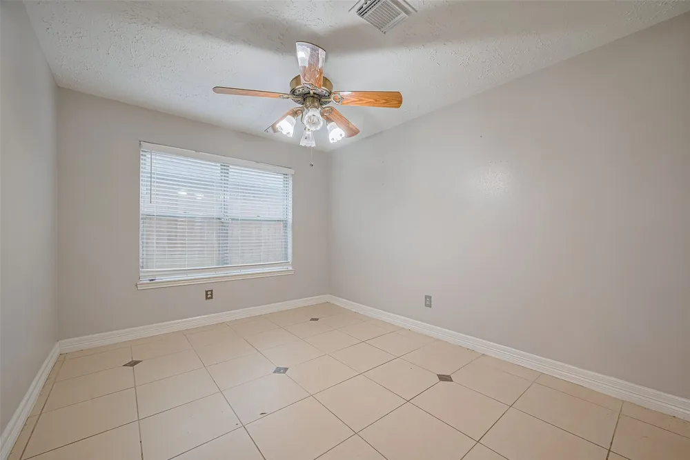 3714 Parkridge Glen Dr, Houston, TX 77082