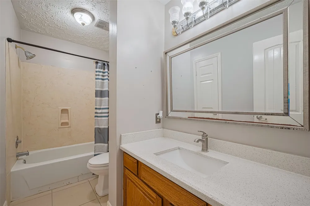 3714 Parkridge Glen Dr, Houston, TX 77082