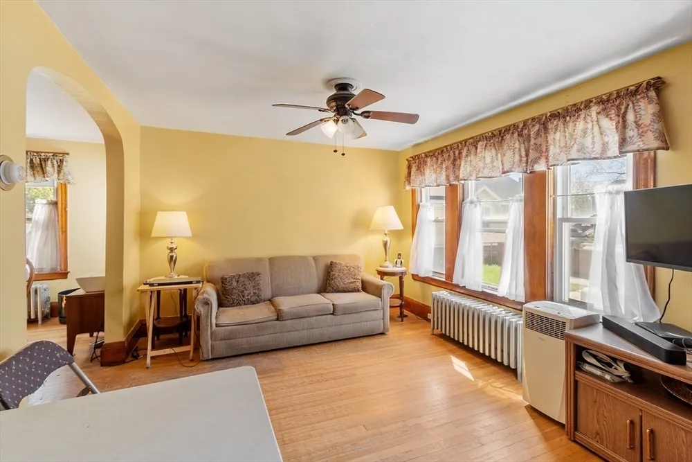 273 Euclid Ave, Lynn, MA 01904