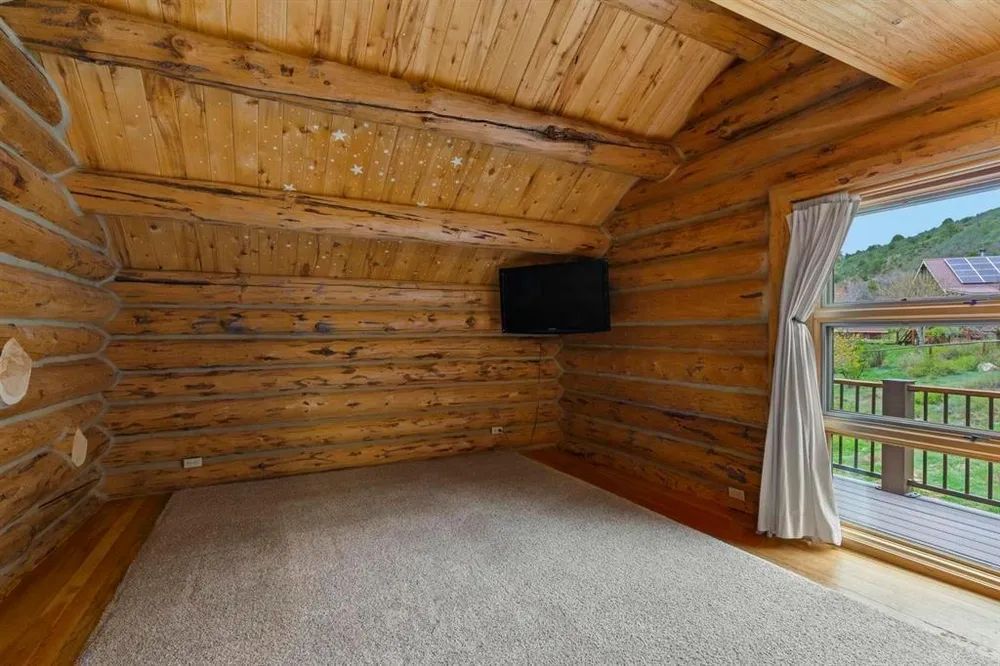 134 Chapman Ln, Durango, CO 81301