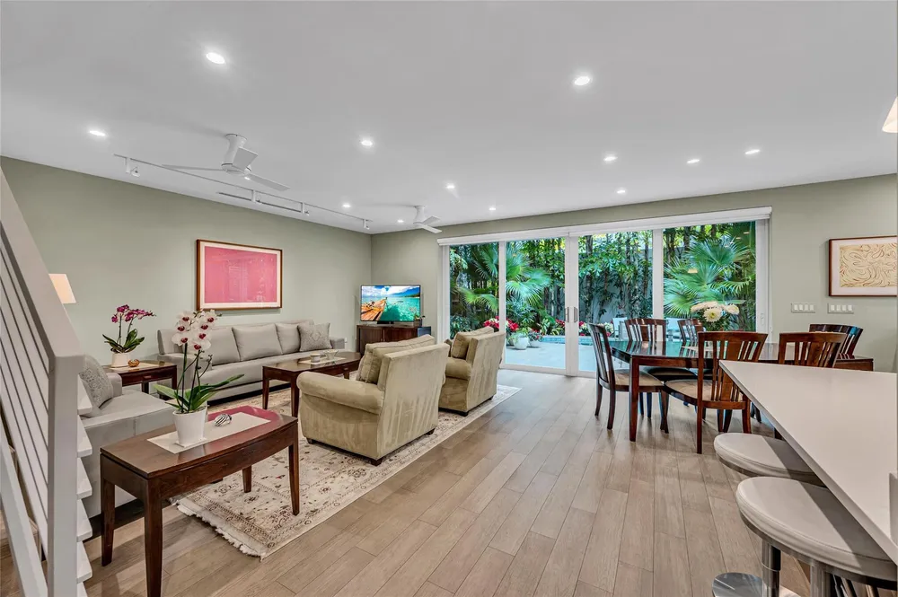 1200 NE 2nd St, Fort Lauderdale, FL 33301