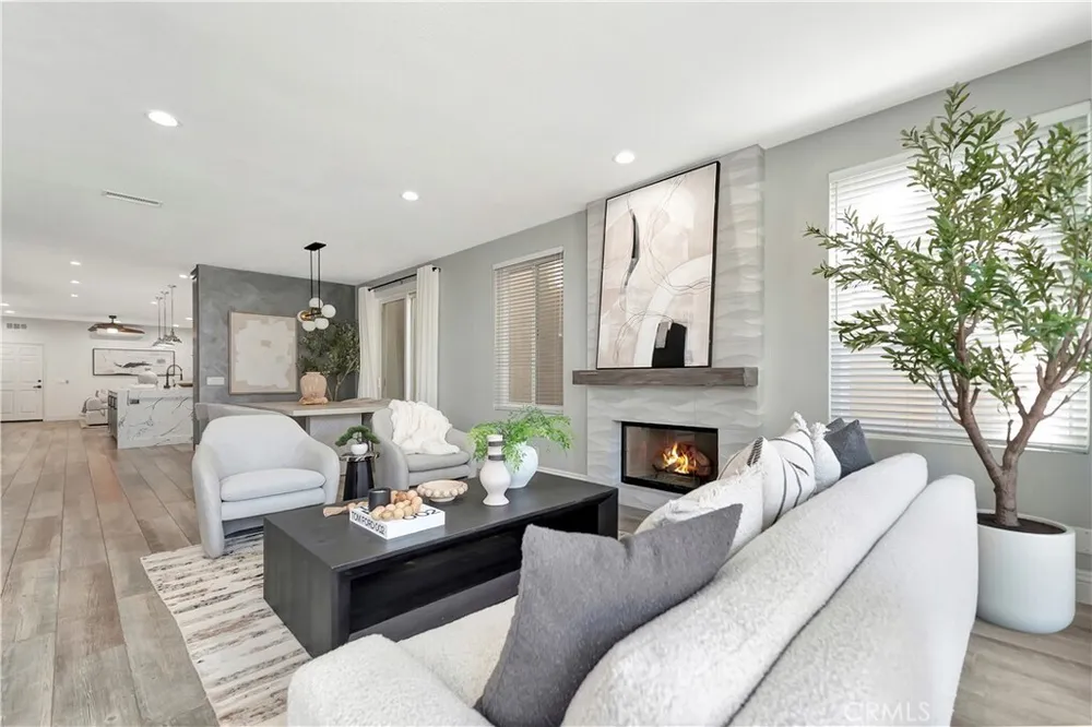 620 22nd St, Huntington Beach, CA 92648