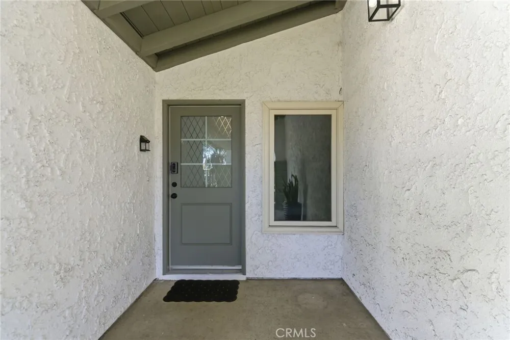 1019 Meadowview Ct, Corona, CA 92880