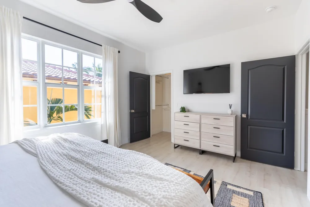 72 SE 6th Ave, Delray Beach, FL 33483