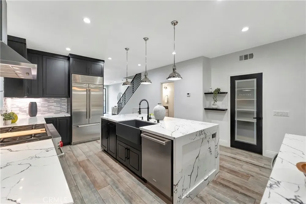 620 22nd St, Huntington Beach, CA 92648