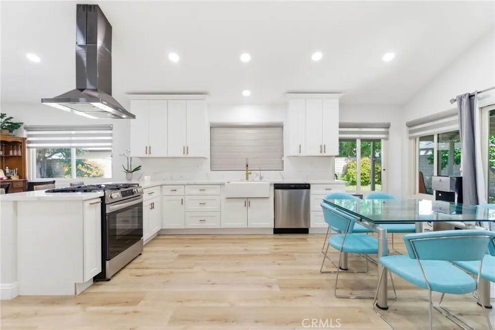 1019 Meadowview Ct, Corona, CA 92880