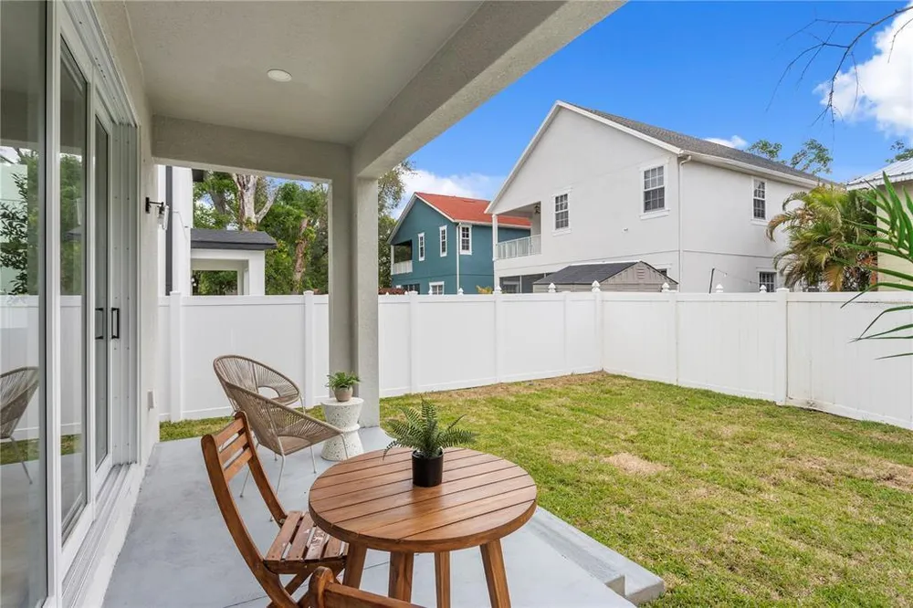 6830 S De Soto St, Tampa, FL 33616
