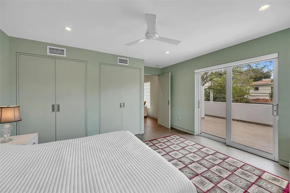 1200 NE 2nd St, Fort Lauderdale, FL 33301