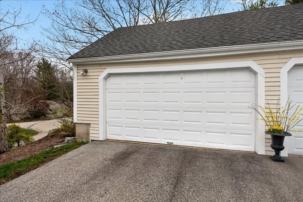 14 Cedarledge Village, Cohasset, MA 02025