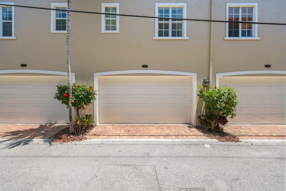 72 SE 6th Ave, Delray Beach, FL 33483
