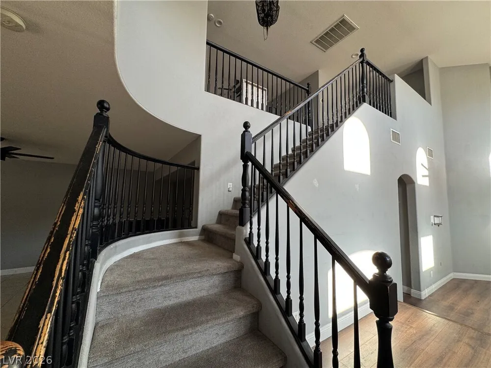 9712 Gentle Spirit Dr, Las Vegas, NV 89148